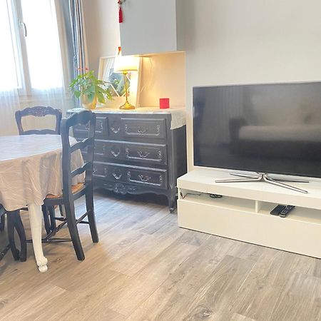 Chic Appartement 2 Bedrooms Phantheon Notre Dame Paris Bagian luar foto