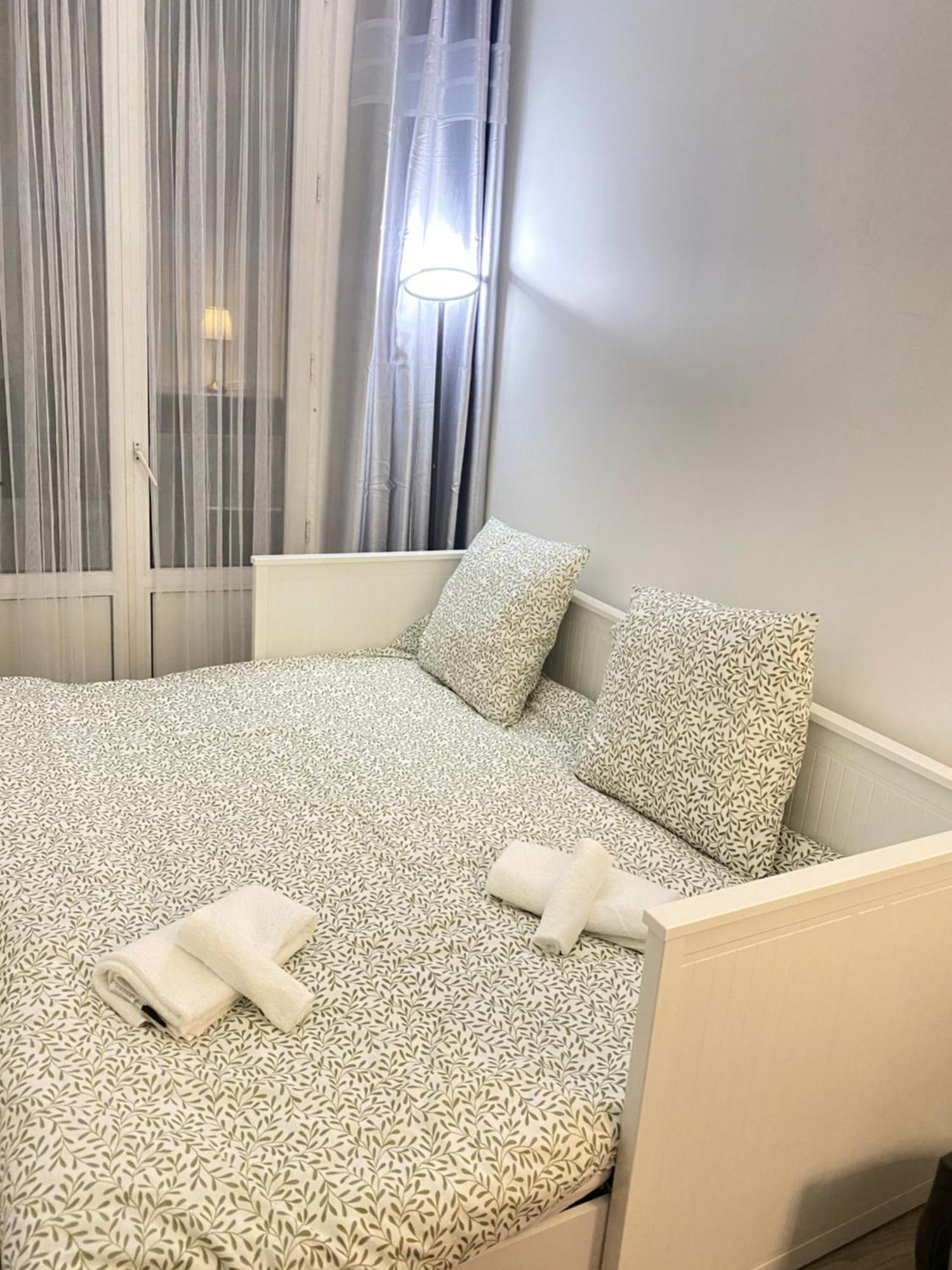 Chic Appartement 2 Bedrooms Phantheon Notre Dame Paris Bagian luar foto