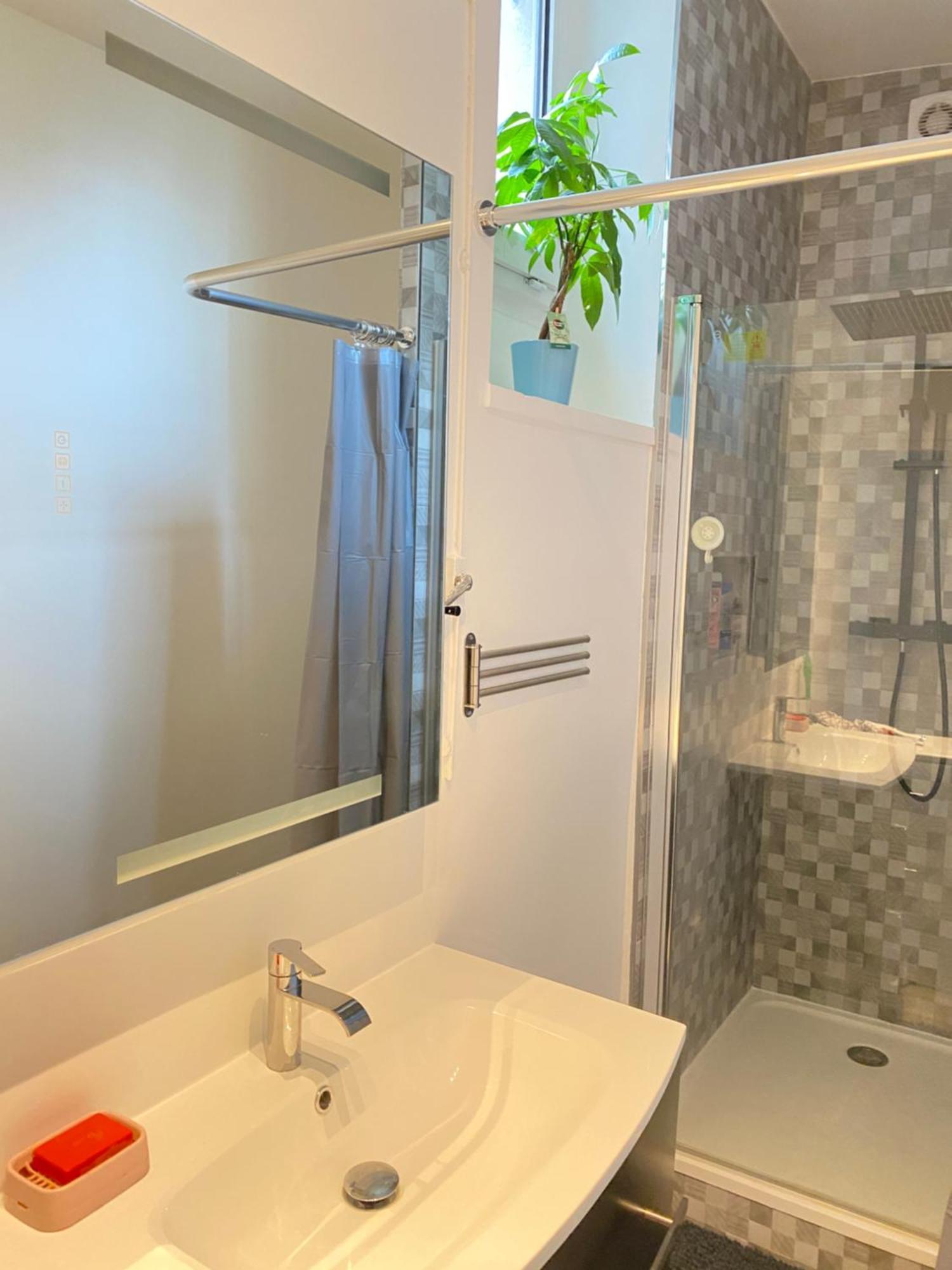 Chic Appartement 2 Bedrooms Phantheon Notre Dame Paris Bagian luar foto