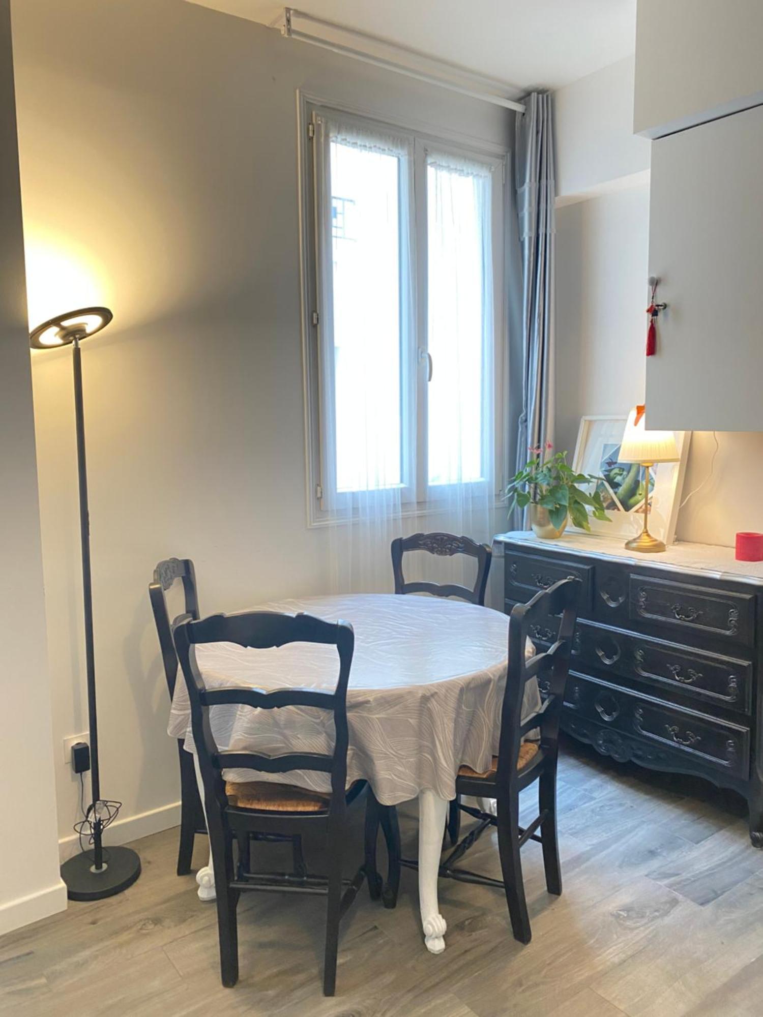Chic Appartement 2 Bedrooms Phantheon Notre Dame Paris Bagian luar foto
